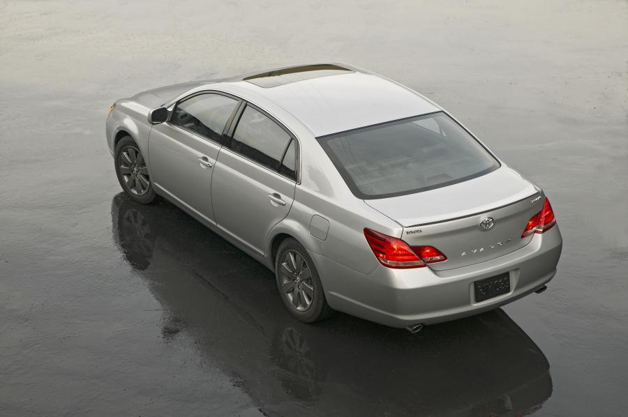  Toyota Avalon (GSX30) 2005 года  (фото 43 из 79)